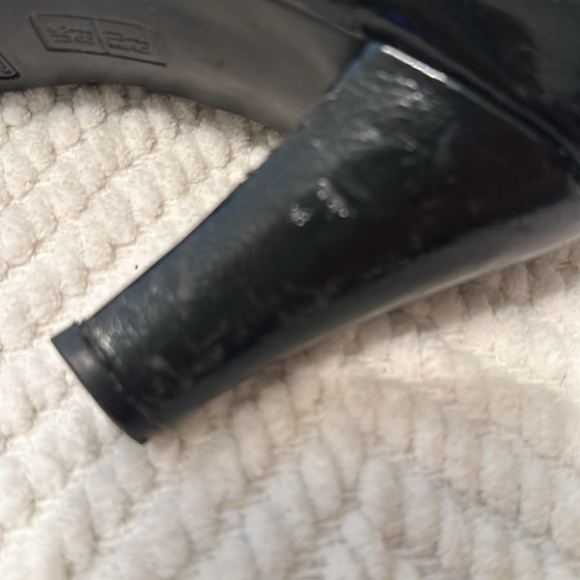 Pumps - Picture 2 of 2